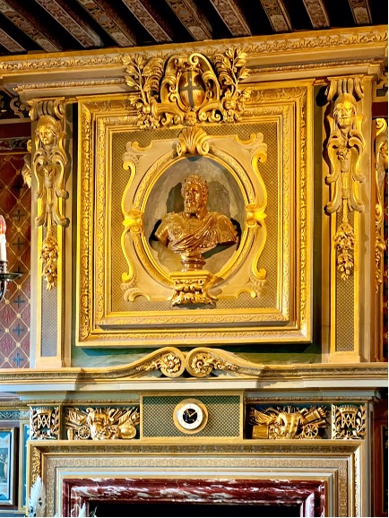 Buste d'Henri IV dans la grande salle à manger du château de Cheverny
