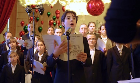Décorations de Noël devant le château de Cheverny